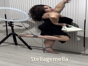 stellagemella Bigtitinvasion