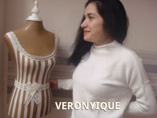 VERONYIQUE