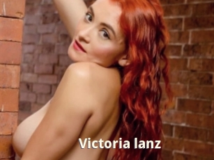 Victoria_lanz Bigtitinvasion