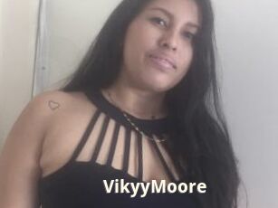 VikyyMoore
