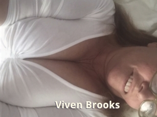 Viven_Brooks Bigtitinvasion