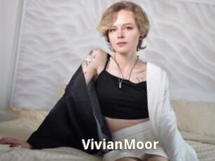 VivianMoor