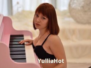 YulliaHot