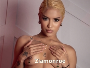 ziamonroe Bigtitinvasion